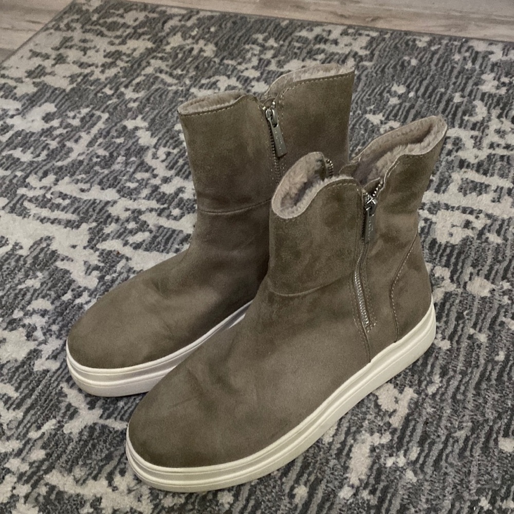 Tan womens J/Slides boots